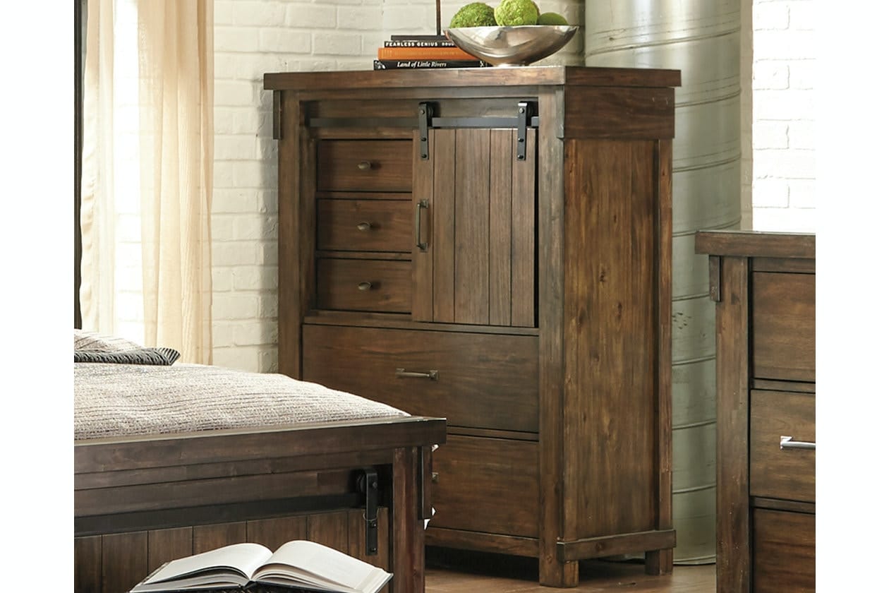 Ashley Bedroom Lakeleigh Chest of Drawers B718-46