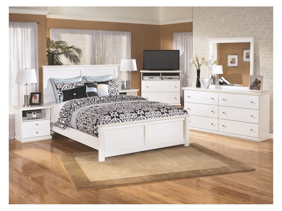 Ashley Bedroom 7 Piece Queen Panel Bed Set B139-31-36-57-54-96-91-2