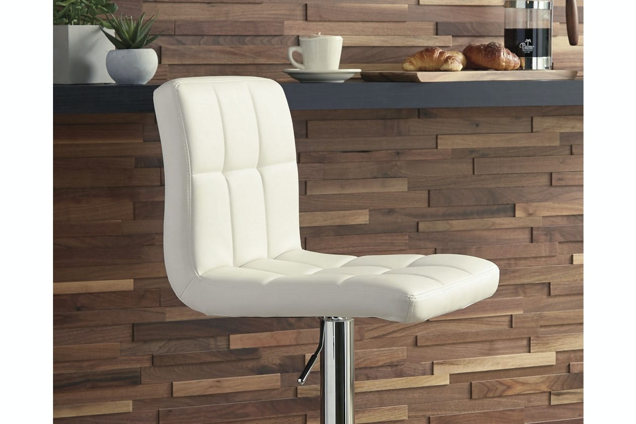 Ashley Bar and Game Room Tall UPH Swivel Barstool (QTY 2) D120-230