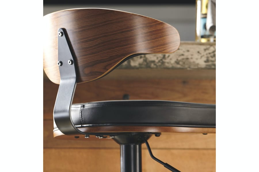Ashley Bar and Game Room Tall UPH Swivel Barstool (QTY 2) D120-330