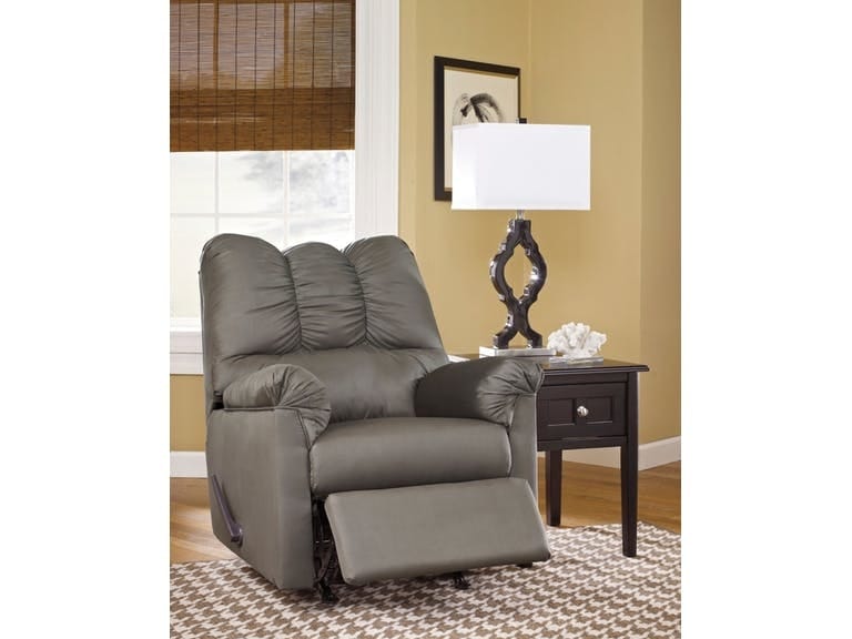 Ashley Living Room Darcy Recliner 7500525