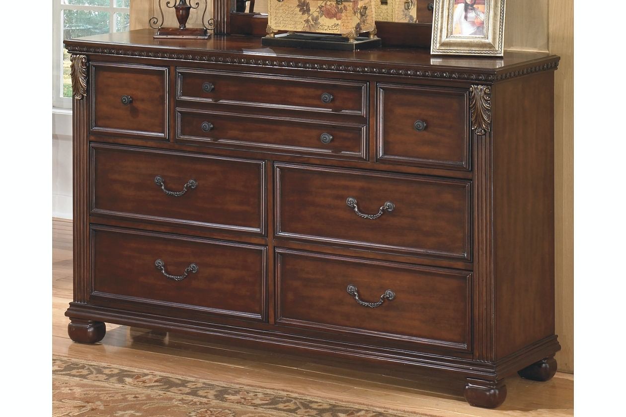 Bedroom Double Dressers Ashley Bedroom Leahlyn Dresser B526-31 At ...