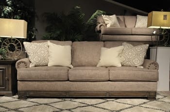 Ashley Living Room Einsgrove Sofa 3230238