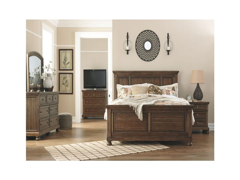 Ashley Bedroom 5 Piece King Panel Bed Set B719-31-36-58-56-97