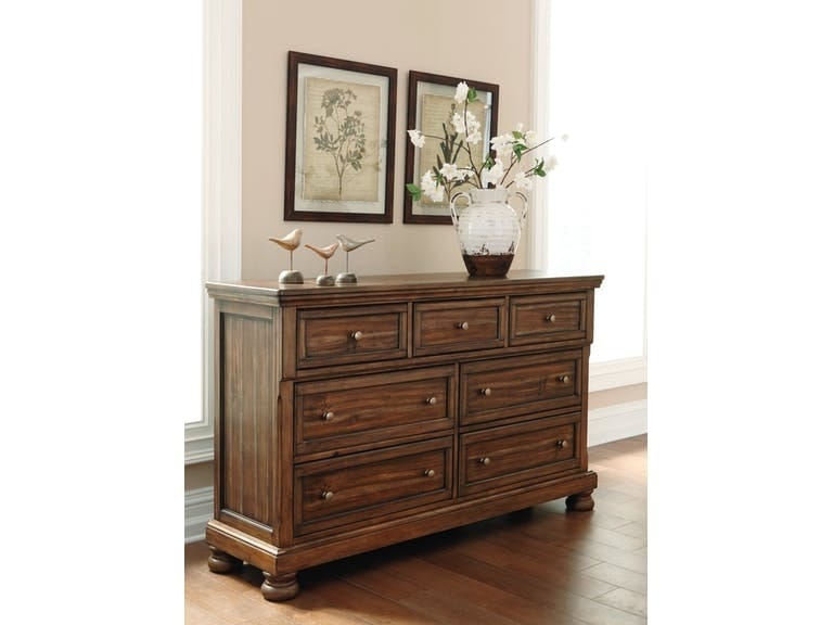 Ashley Bedroom Flynnter Dresser B719-31