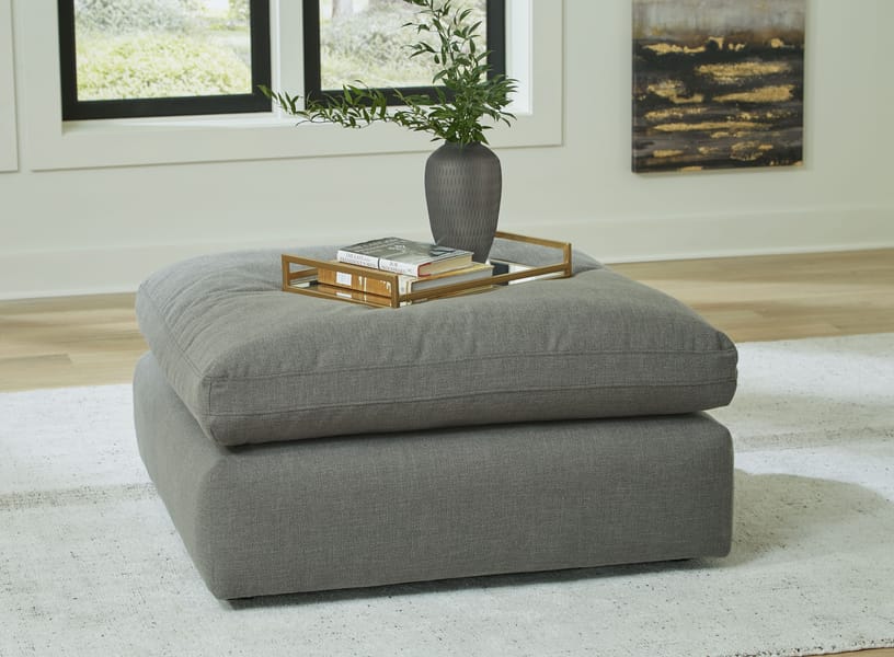 Ashley Living Room 4 Piece Living Room Set 10007-64-46-17-08