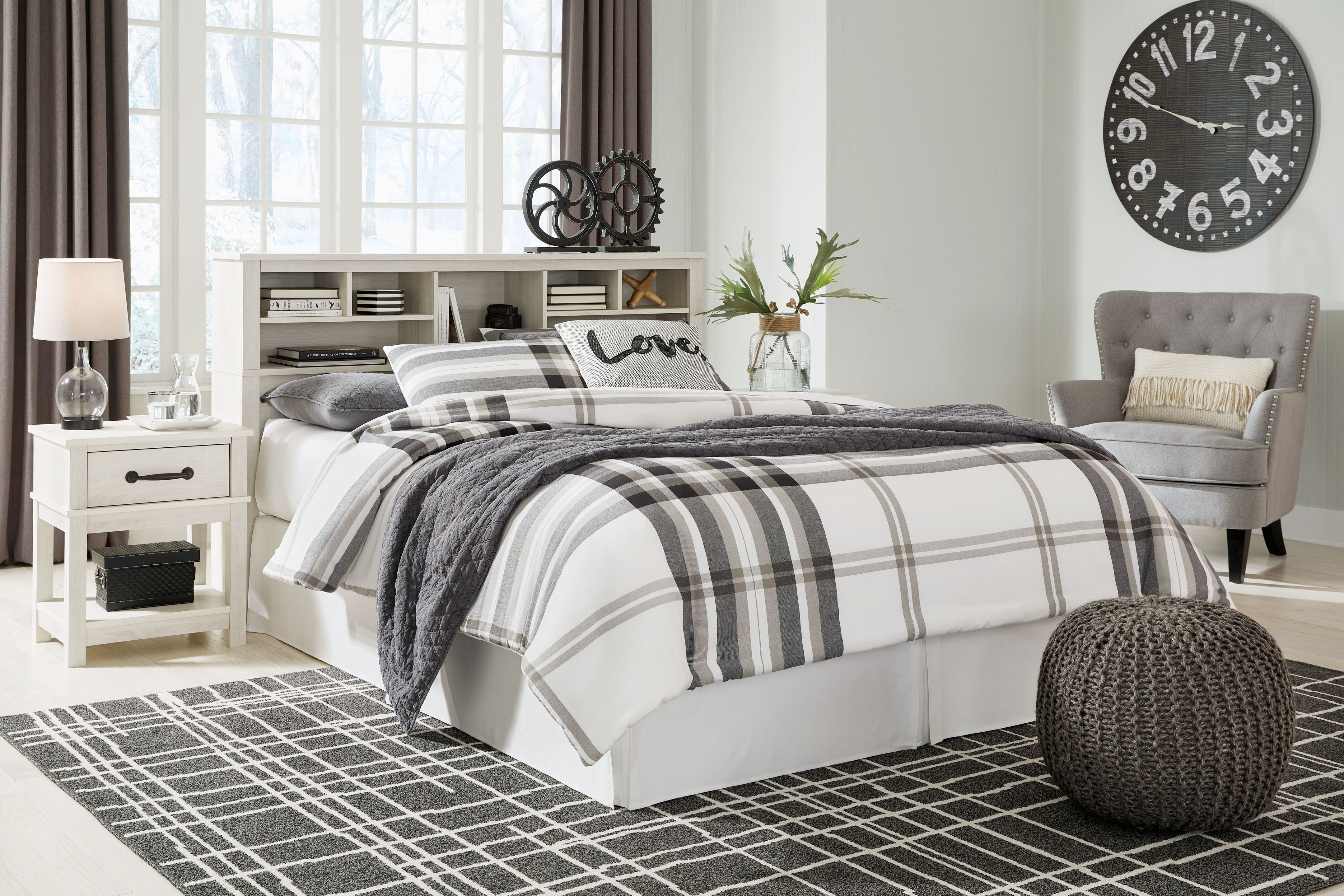 Ashley Bedroom 4 Piece Queen Bookcase Headboard Bed Set B067-65-B100-66-91-2