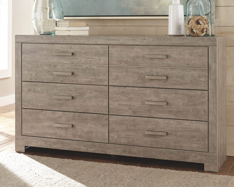 Ashley Bedroom 5 Piece King Panel Bedroom Set B070-31-36-46-72-97