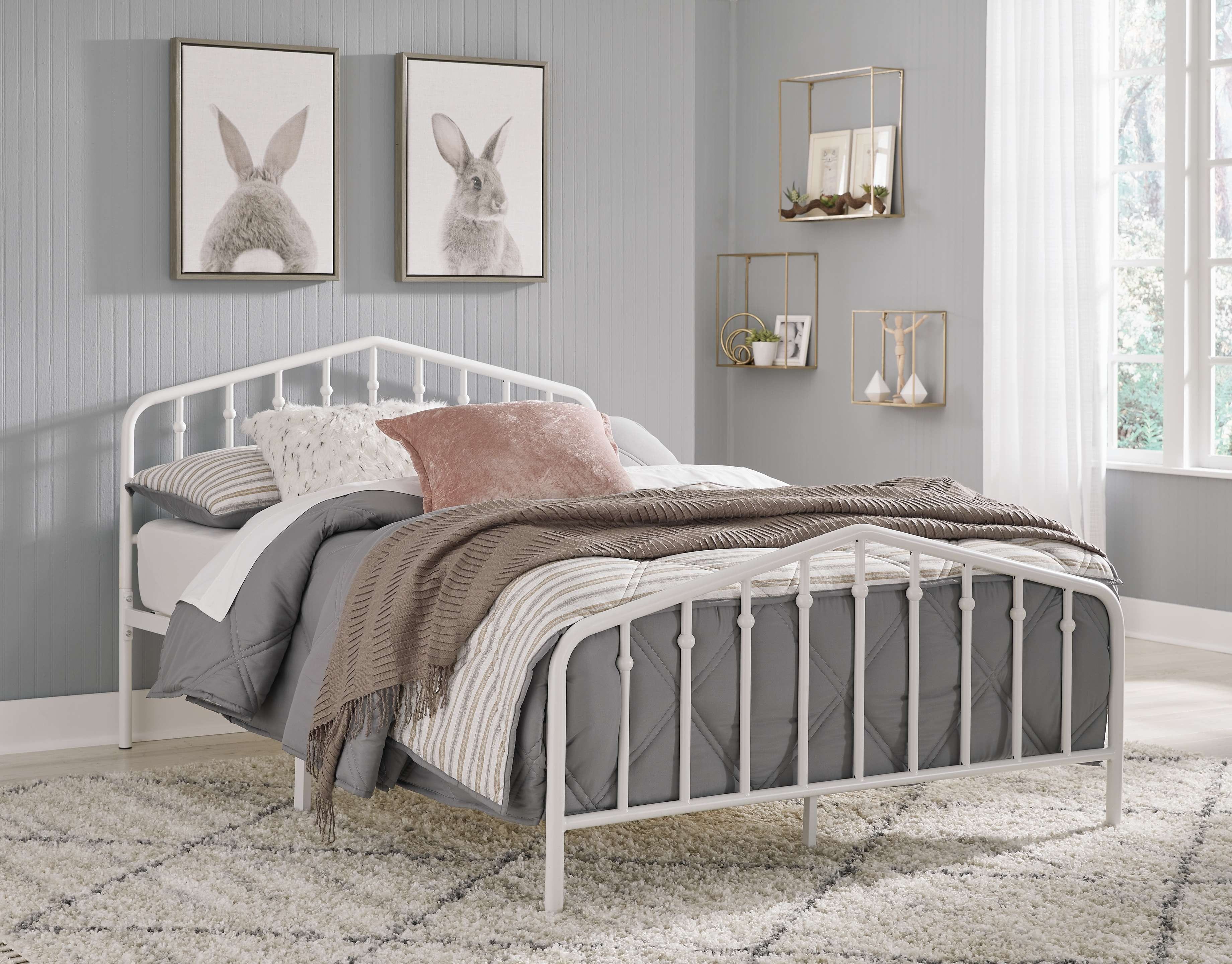 Ashley Bedroom Full Metal Bed B076-672