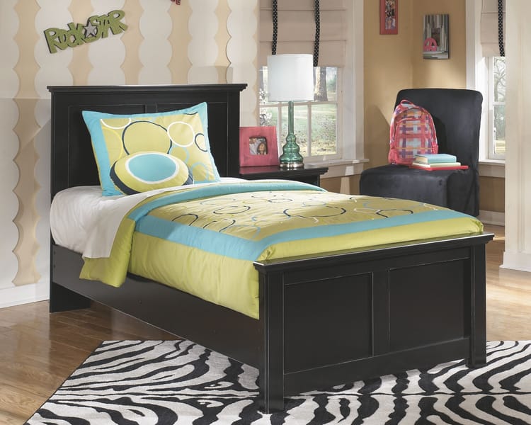 Ashley Bedroom 6 Piece Twin Panel Bedroom Set B138-31-36-46-53-52-83