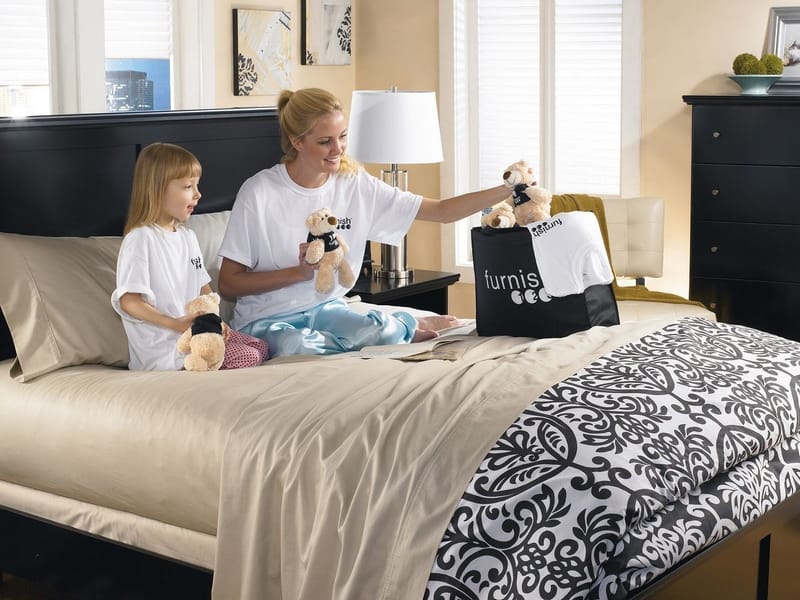Ashley Bedroom 6 Piece King Panel Bedroom Set B138-31-36-46-58-56-97