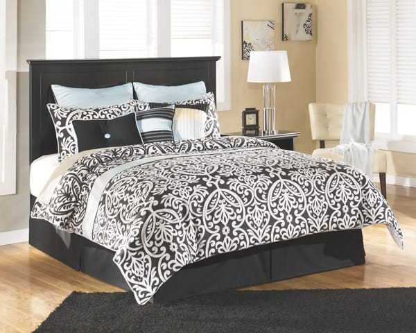 Ashley Bedroom 4 Piece King Panel Bedroom Set B138-31-36-58-B100-66