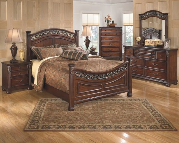 Ashley Bedroom 8 Piece California King Panel Bedro...