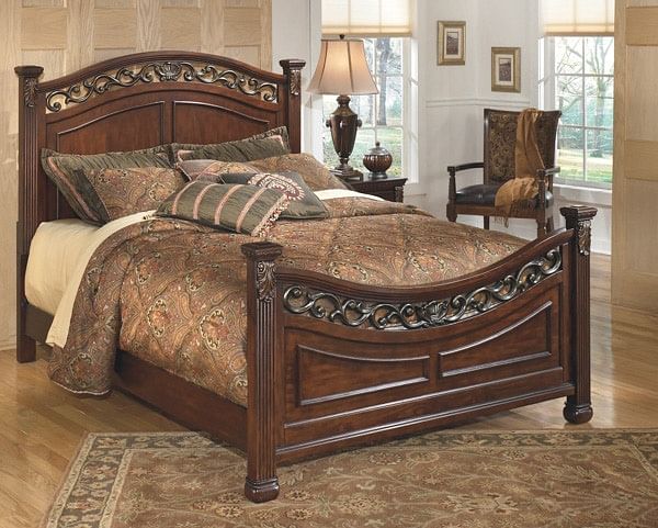 Ashley Bedroom 5 Piece California King Panel Bedroom Set B526-31-36-58-56-94