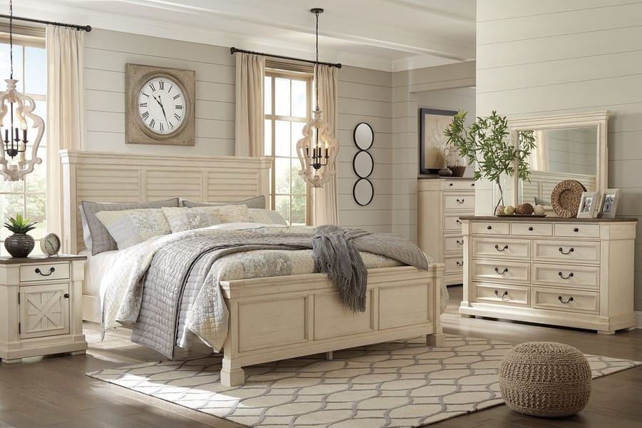Ashley Bedroom 7 Piece Queen Louvered Bedroom Set B647-131-36-77-54-96-191-2