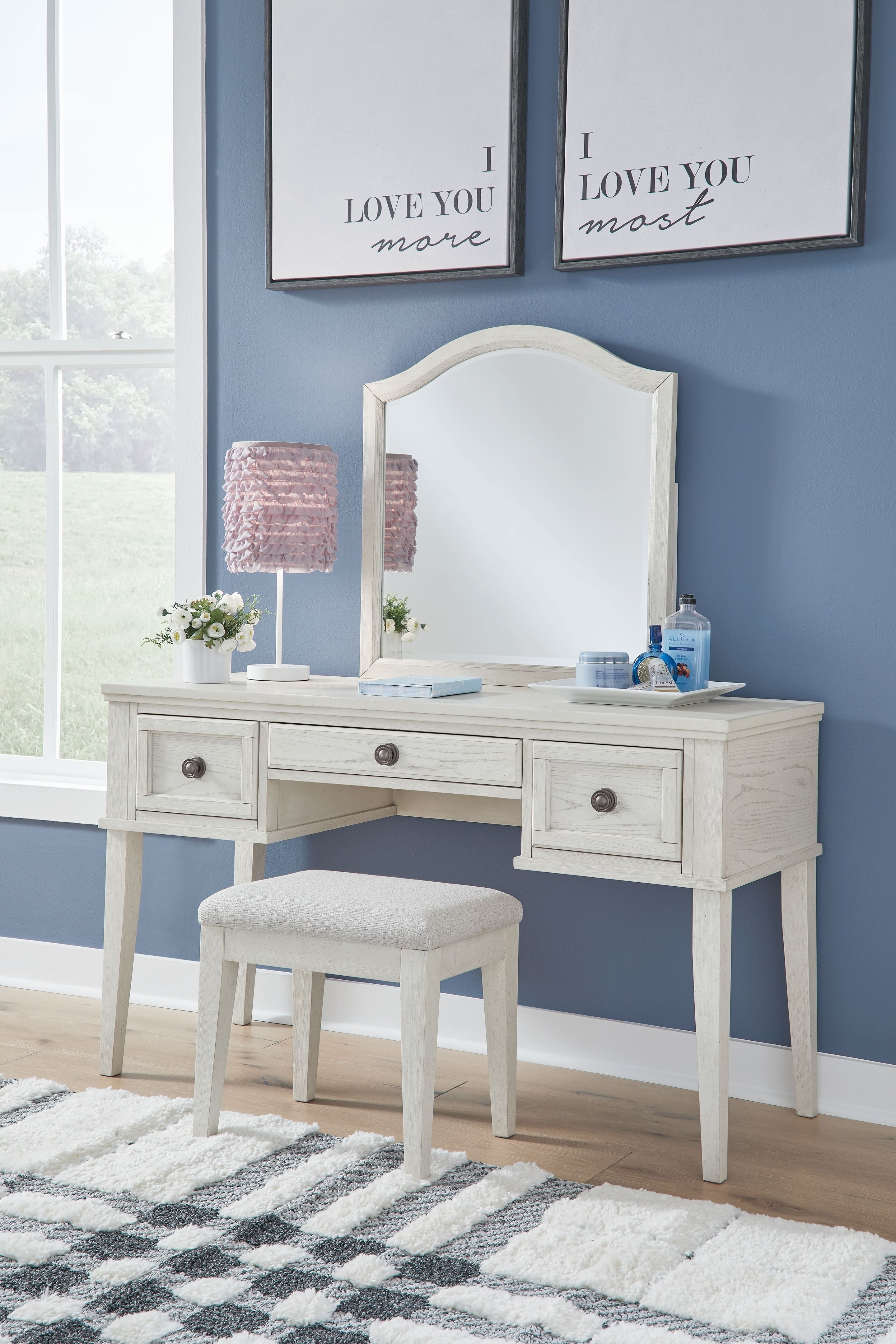 Ashley Bedroom Mirrored Vanity With Bench B742-22-25