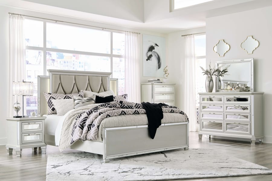 Ashley Bedroom Queen Panel Bed B758-77-74-96