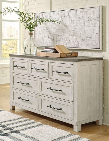 Ashley Bedroom Dresser B784-31