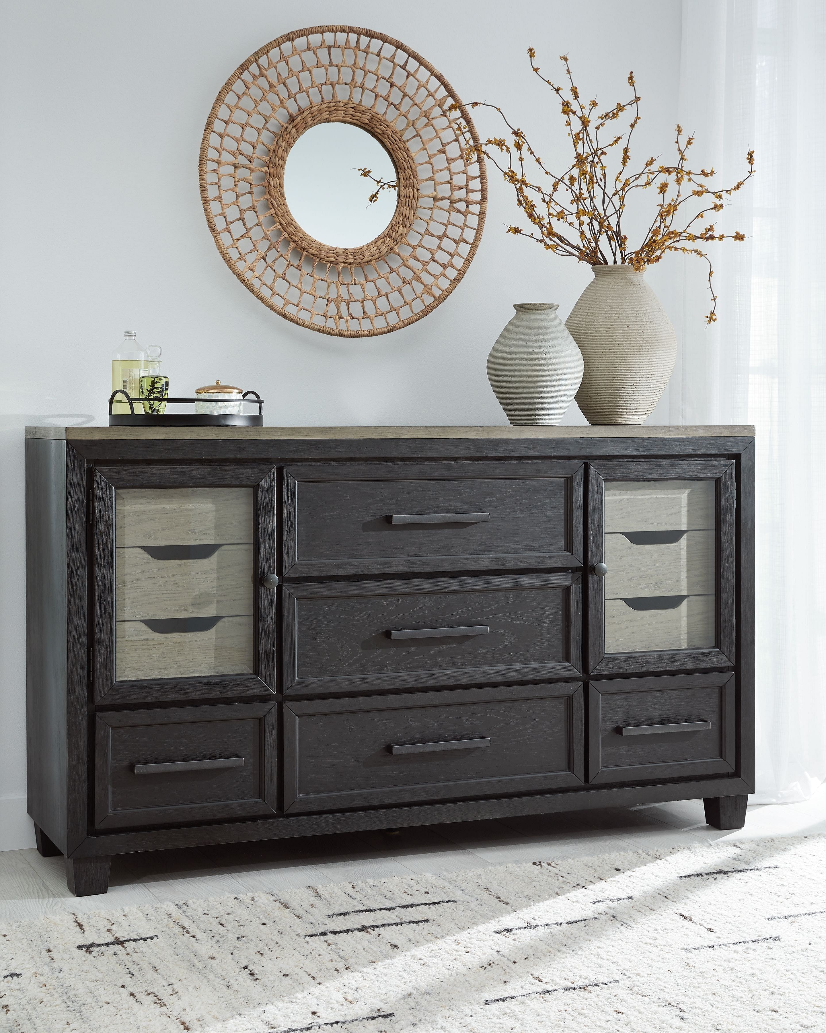 Foyland 5 Piece King Panel Bedroom - Black/Brown