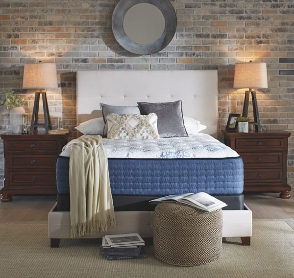 Ashley Mattresses Queen Mattress M62231