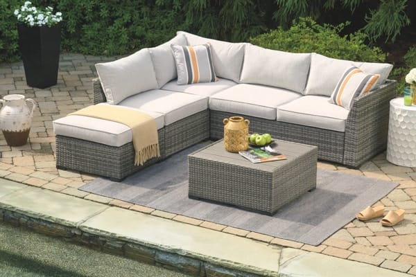 Ashley Outdoor/Patio Lounge Set P301-070