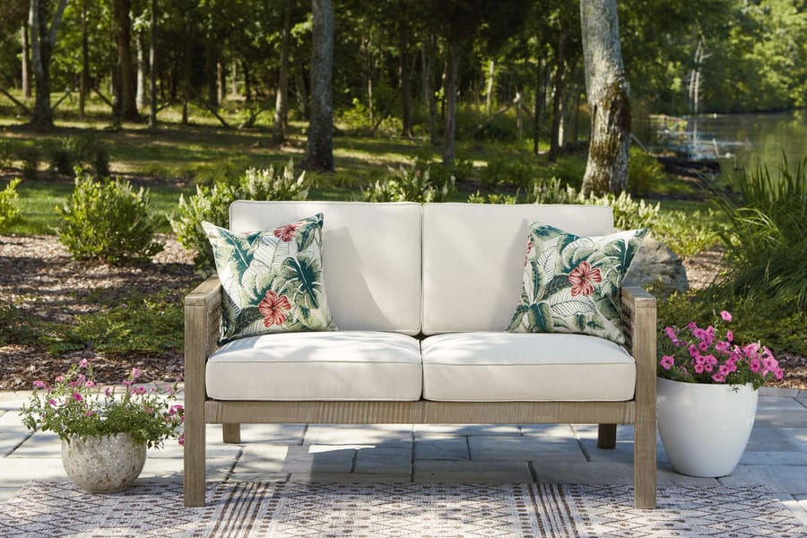 Ashley Outdoor/Patio 4 Piece Lounge Set P342-835-820-2-701