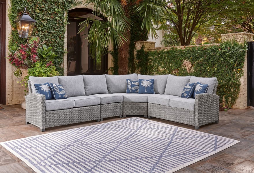 Ashley Outdoor/Patio 4 Piece Sectional Lounge P439-854-846-877