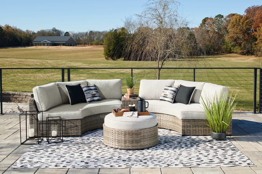 Ashley Outdoor/Patio Sectional Lounge P458-861-2-853-814