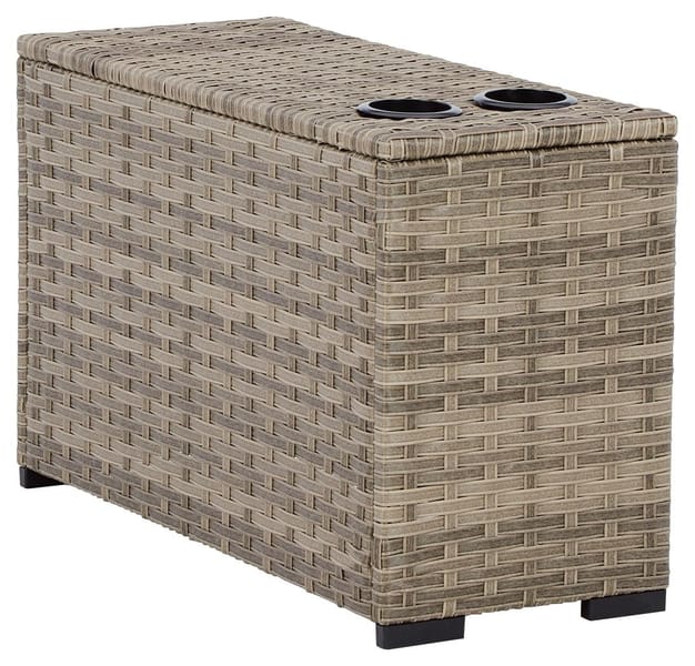 Ashley Outdoor/Patio Sectional Lounge P458-861-2-853-814