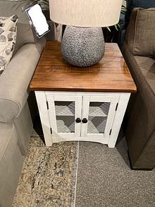 Ashley Living Room Wystfield End Table T459-3