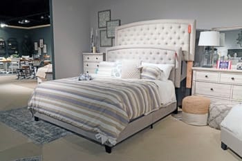 Ashley Bedroom Jerary Queen Upholstered Bed B090-781