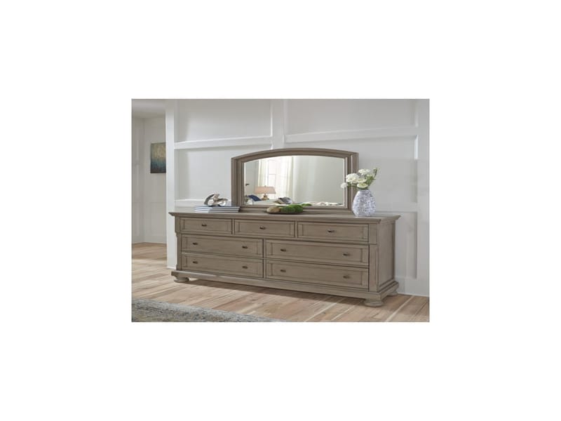 Ashley Bedroom Dresser and Mirror B733-31-36