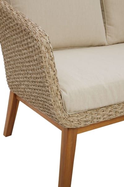 Ashley Outdoor/Patio 4 Piece Lounge Set P350-035-820