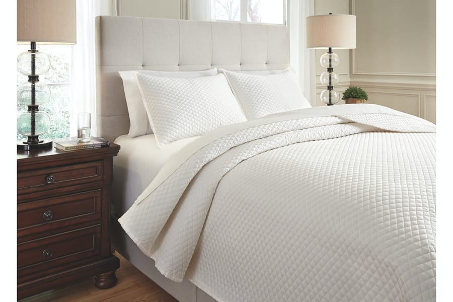 Ashley Bedroom Dietrick 3-Piece Queen Quilt Set Q256053Q