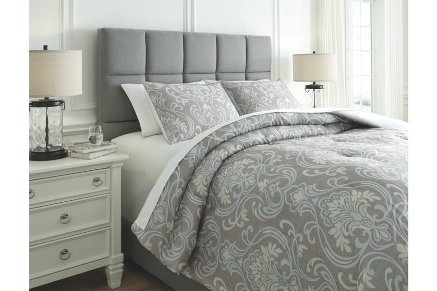 Ashley Bedroom Noel 3-Piece King Comforter Set Q780003K