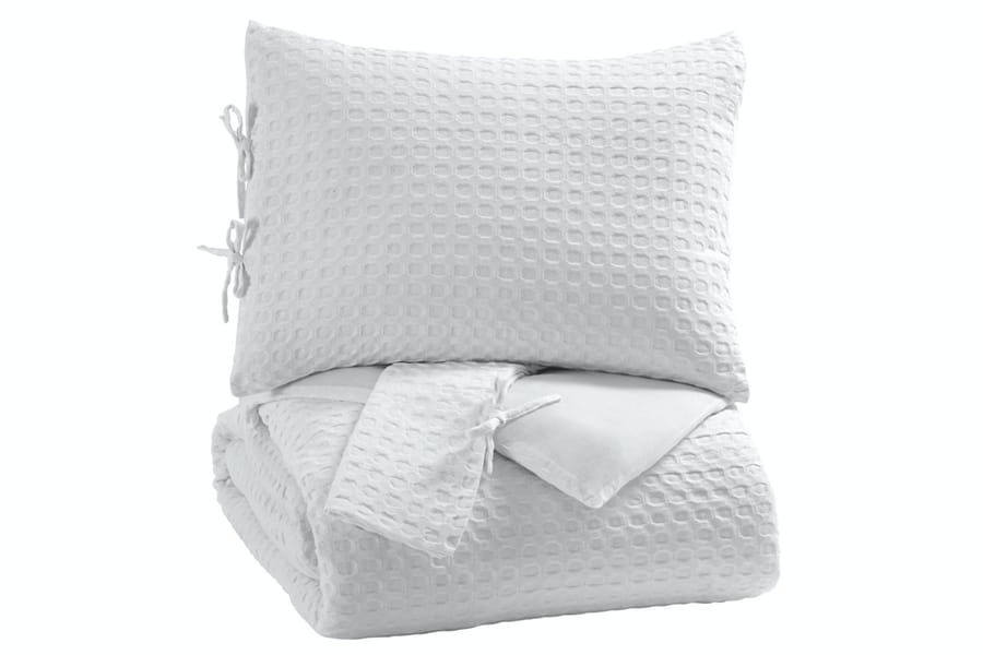 Ashley Bedroom Maurilio 3-Piece King Comforter Set Q781003K