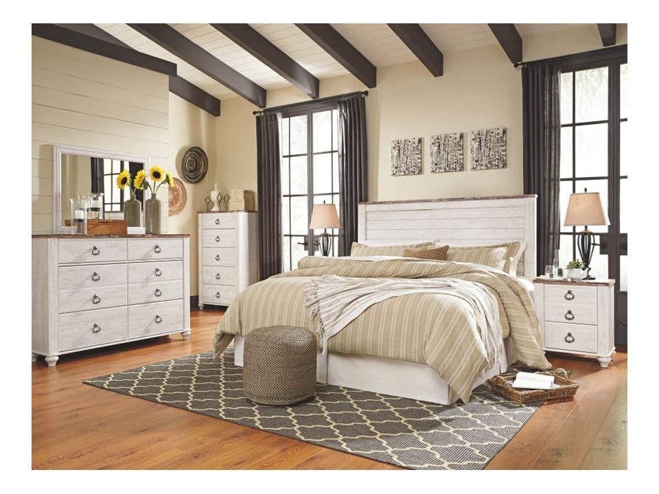 Ashley Bedroom 6 Piece Queen Bed Set B267-31-36-46-58-92-2