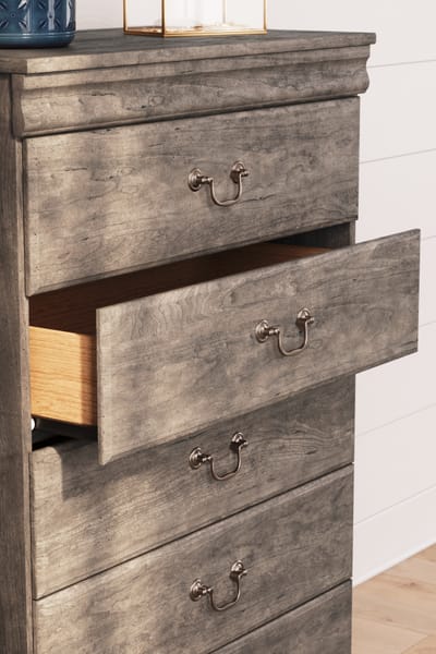 Ashley Bedroom Bayzor Chest of Drawers B1126-46