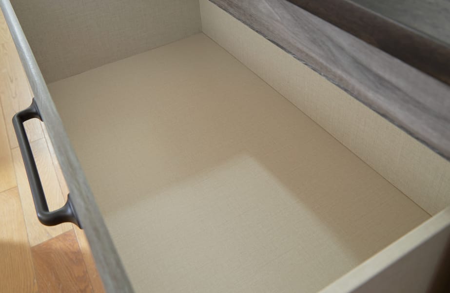 Ashley Bedroom Bronyan Dresser B1290-31