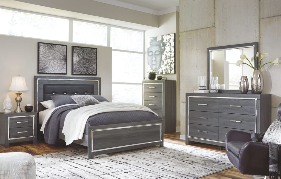 Ashley Bedroom Lodanna Dresser B214-31