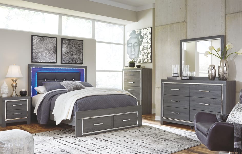 Ashley Bedroom Lodanna Dresser B214-31