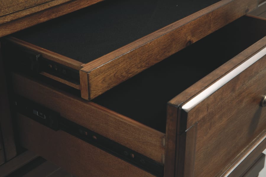 Ashley Bedroom Flynnter Dresser B719-31