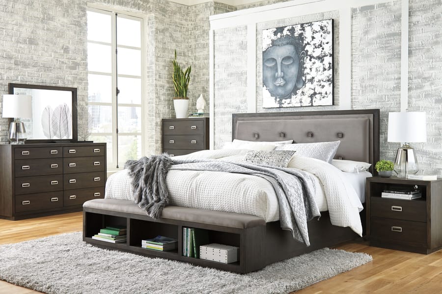 Ashley Bedroom Hyndell Dresser B731-31