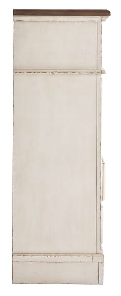 Ashley Bedroom Realyn Chest of Drawers B743-45