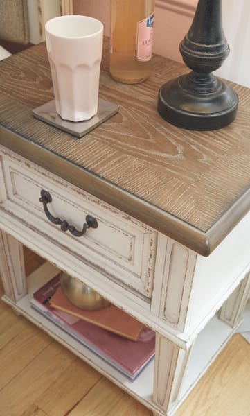 Ashley Bedroom Realyn Nightstand B743-91