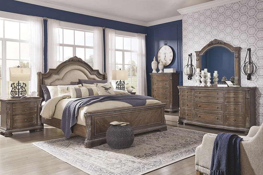 Ashley Bedroom Charmond Dresser B803-31