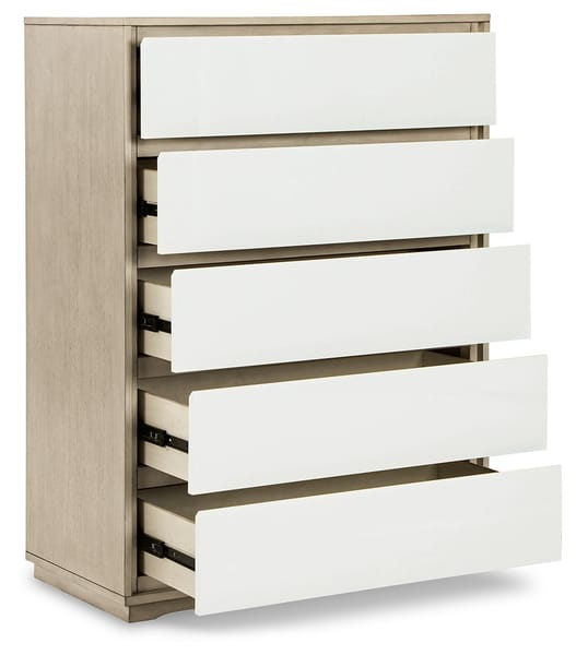 Ashley Bedroom Wendora Chest of Drawers B950-46