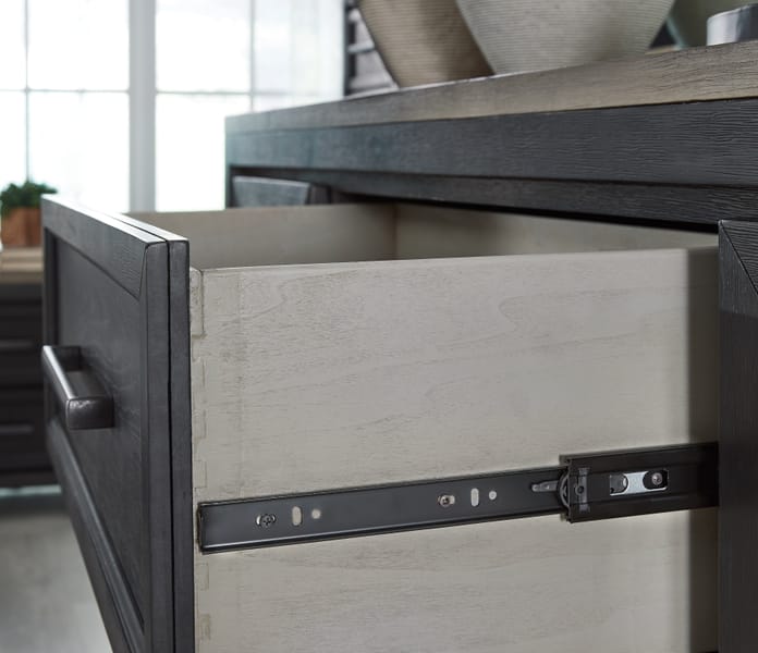 Ashley Bedroom Foyland Dresser B989-31