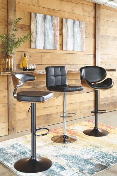 Ashley Bar and Game Room Tall UPH Swivel Barstool (QTY 2) D120-130