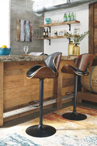 Ashley Bar and Game Room Tall UPH Swivel Barstool (QTY 2) D120-530